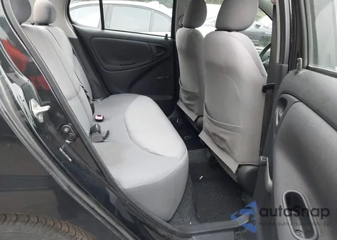 2005 Toyota Echo z USA, uszkodzony, nr VIN JTDBT123050369364